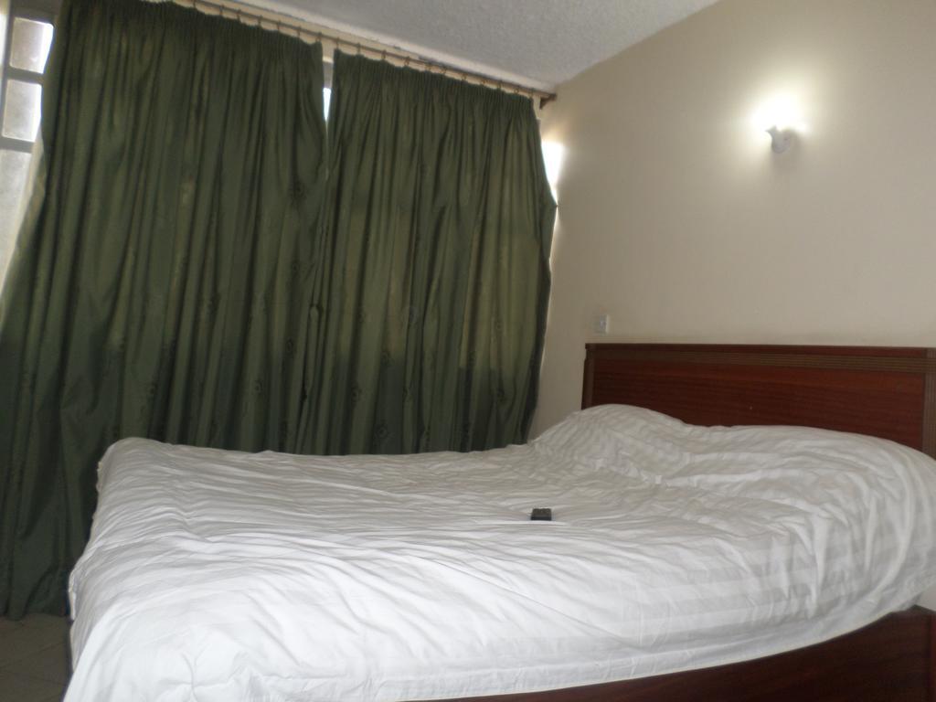 Karibu Hotel Nairobi Exterior photo